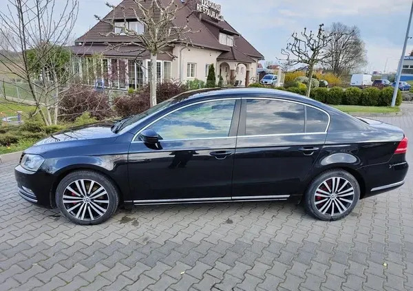 opolskie Volkswagen Passat cena 31500 przebieg: 270000, rok produkcji 2013 z Opole